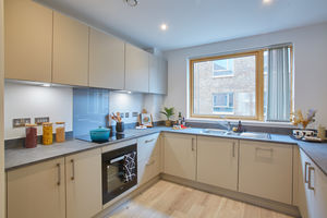 Kitchen- click for photo gallery